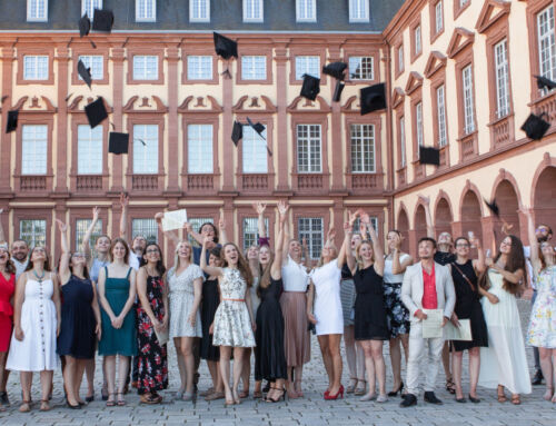 TOP-KARRIEREAUSSICHTEN FÜR MANNHEIMER ABSOLVENTINNEN UND ABSOLVENTEN